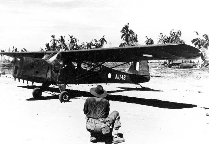 Auster-3-A11-18-(2)KOM.jpg