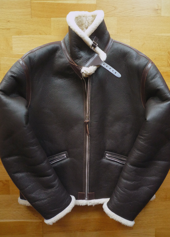 AVI Leather D-1 CU 7.JPG