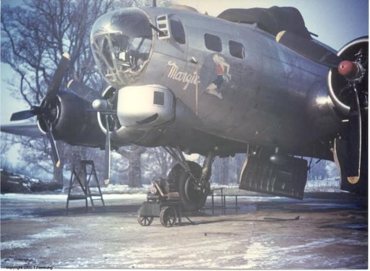 B-17 43-38379 'Margie', 571st Bomb Squadron, 91st Bomb Group.jpg