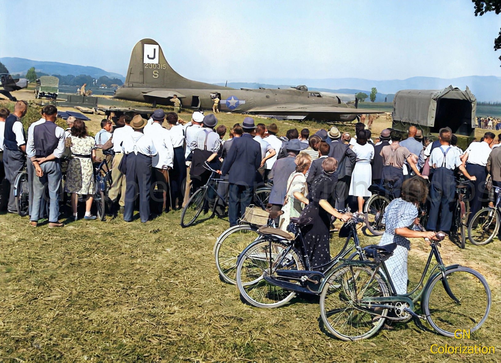 B17 BELLY LANDED.jpg