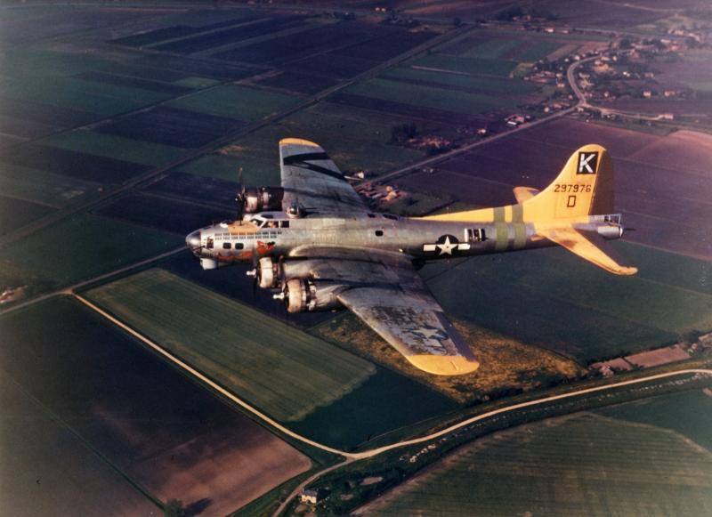 b17 bitof lace.jpg