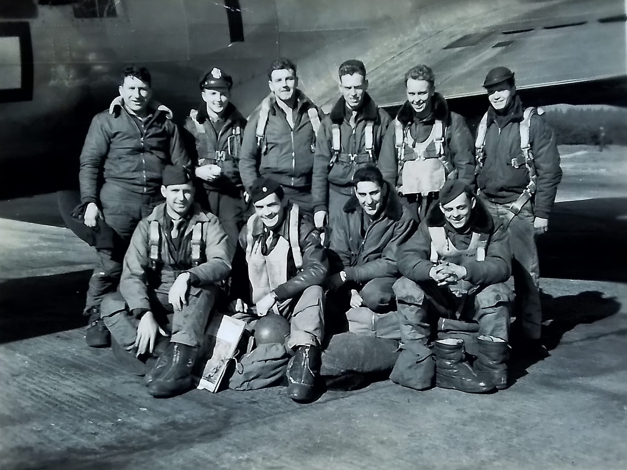 b17 crew    b10  flying boots.jpg