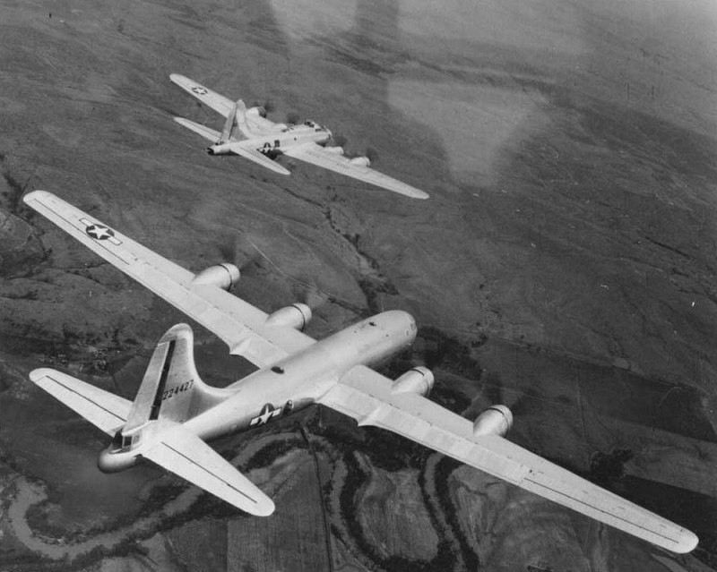 b17 vs b29.jpg