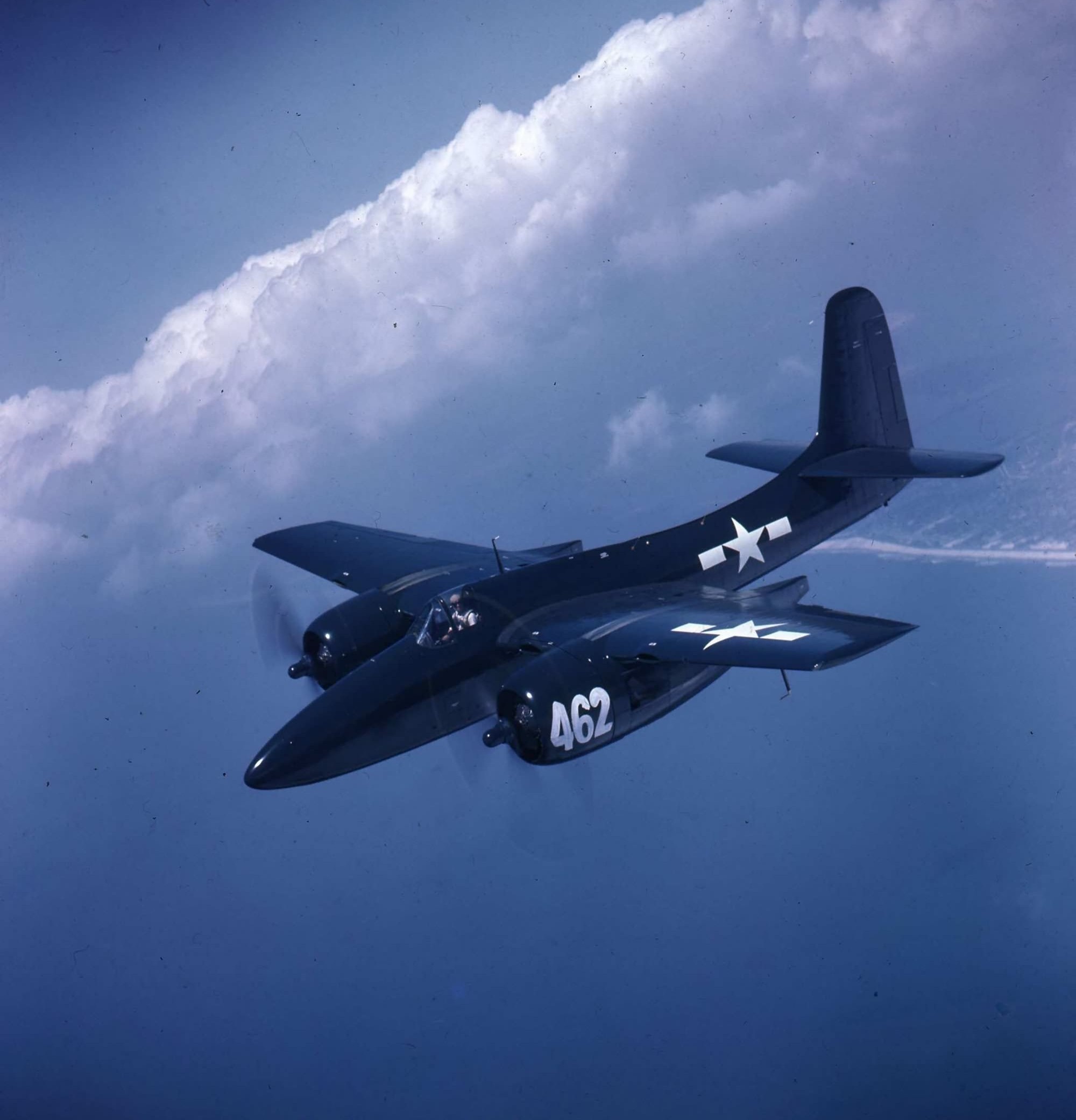 F7F-3_80462~2.jpg