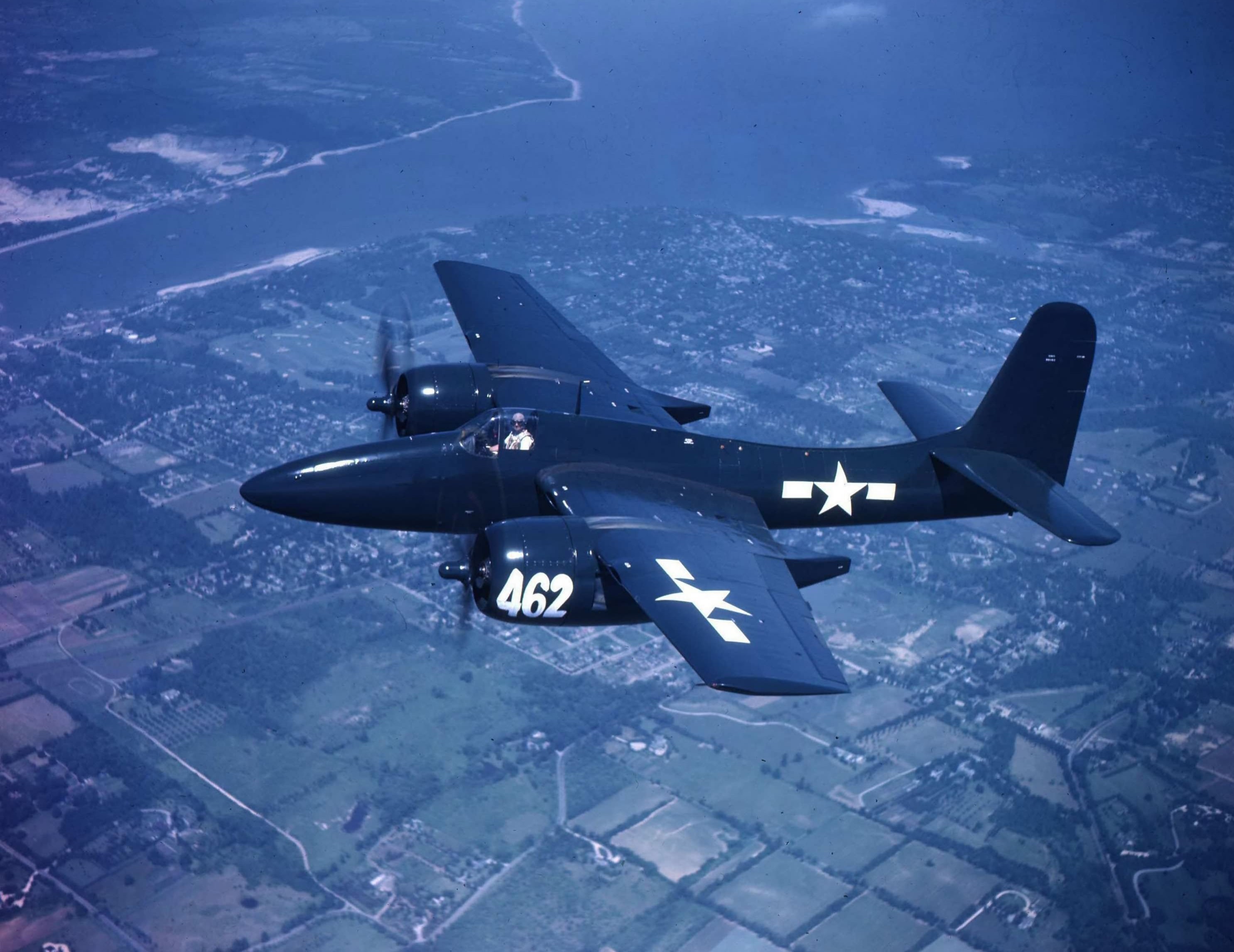 F7F-3_80462_2~2.jpg