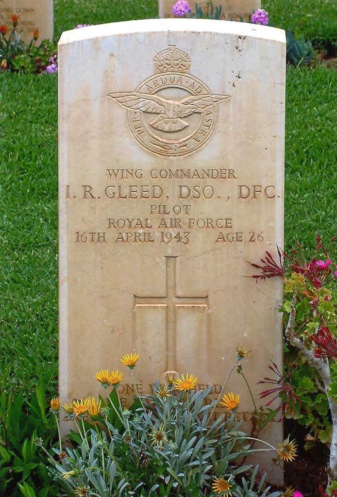 Ian Gleed's Commonwealth War Grave.jpg