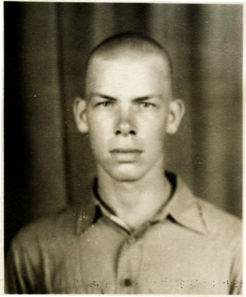 Lee Marvin USMC 04.jpg