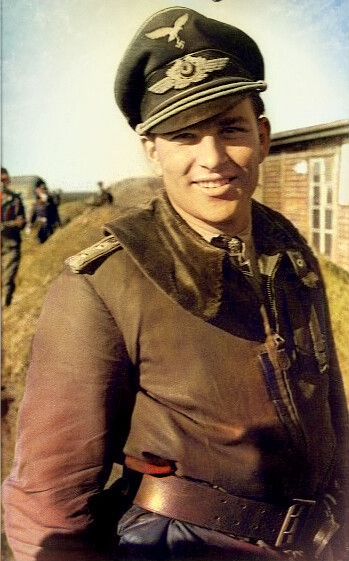 Messerschmitt BF 109 Pilot.jpg