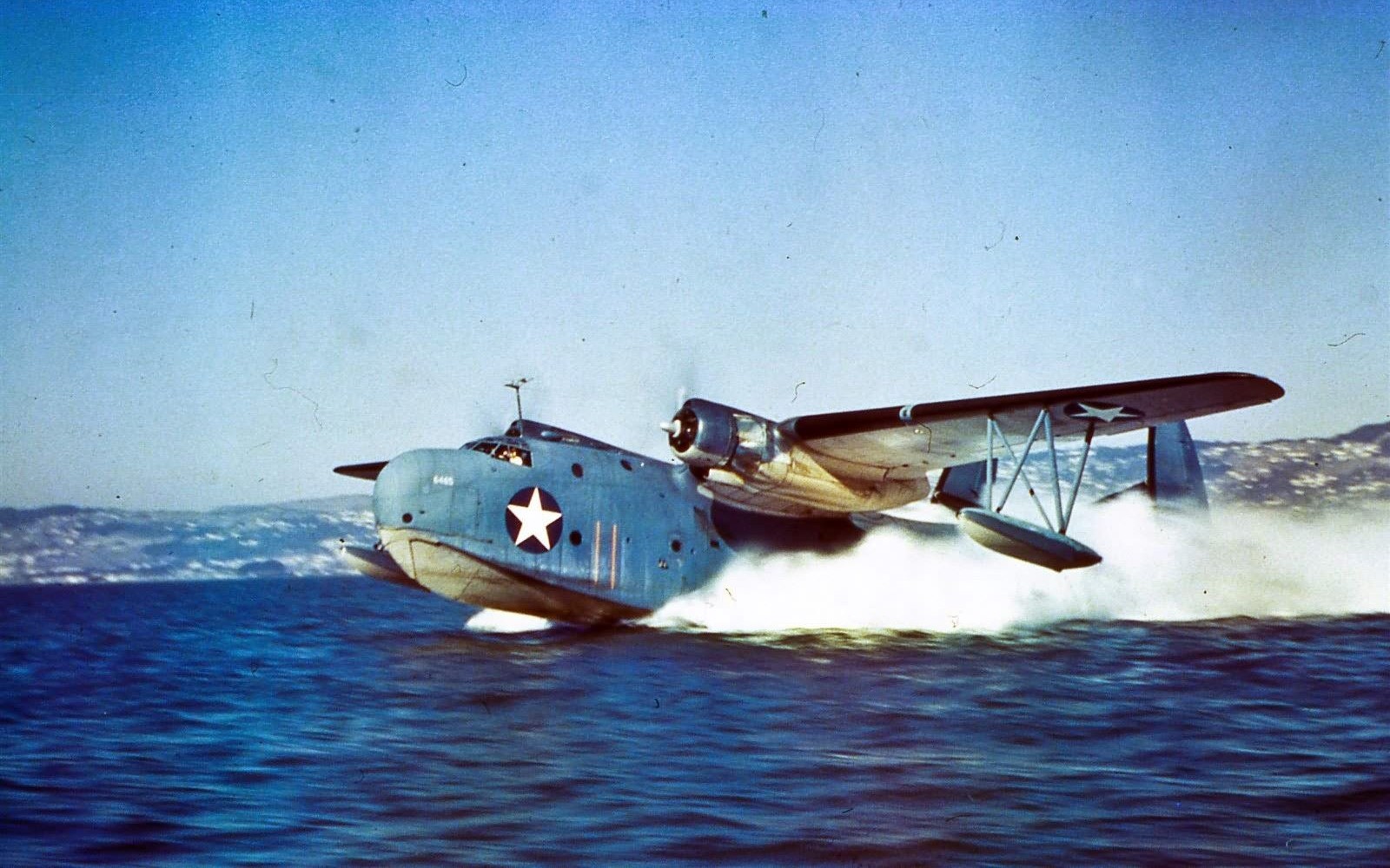 PBM-3R_Mariner_taking_off_42-43~2.jpg