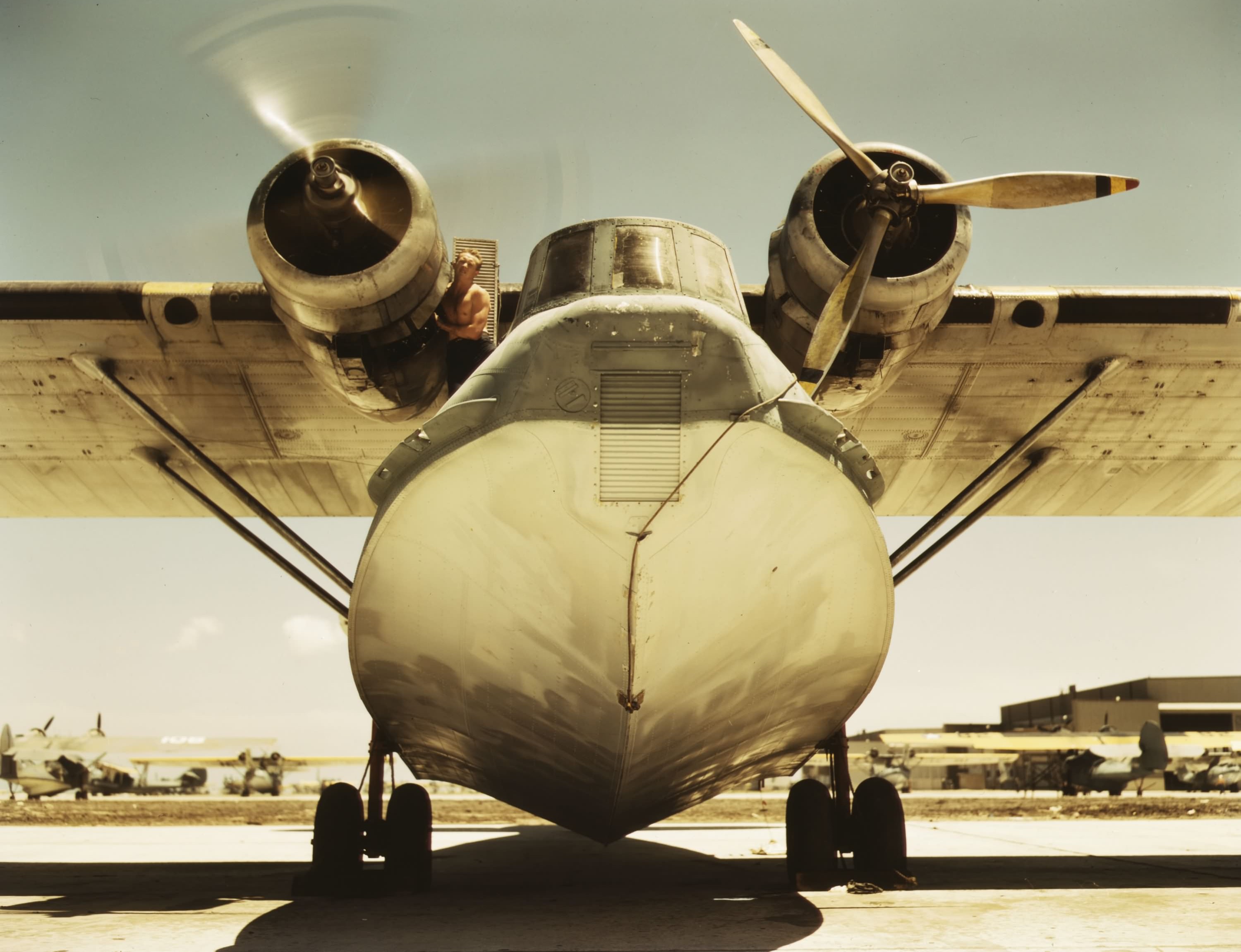 PBY_NAS_Corpus_Christi_Texas_August_1942~2.jpg