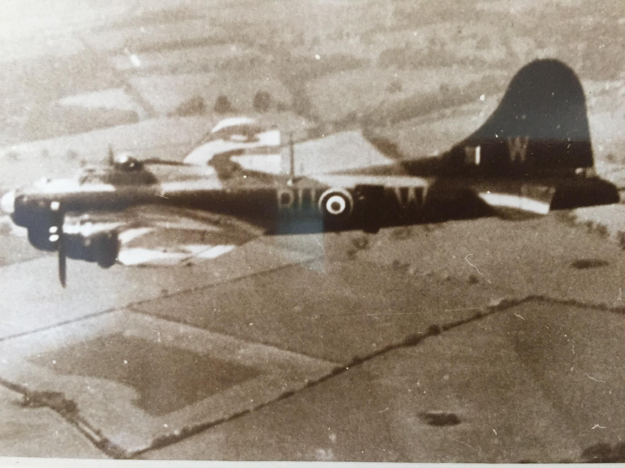 RAF  B17.jpg